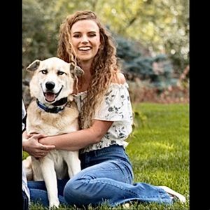 Navy & White Floral Ruched Crop Top